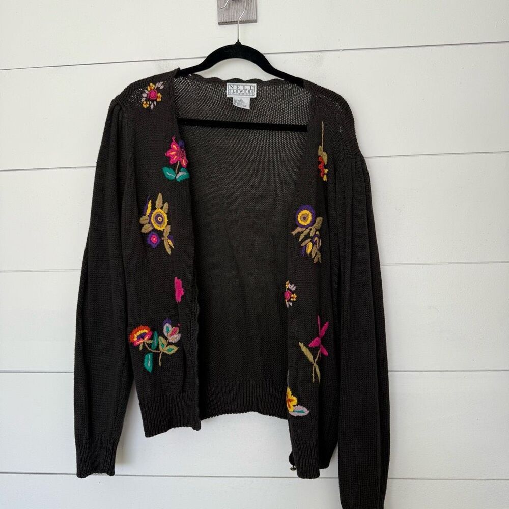 Vintage Nell Flowers Women’s Medium Floral Embroidered Cardigan Sweater
